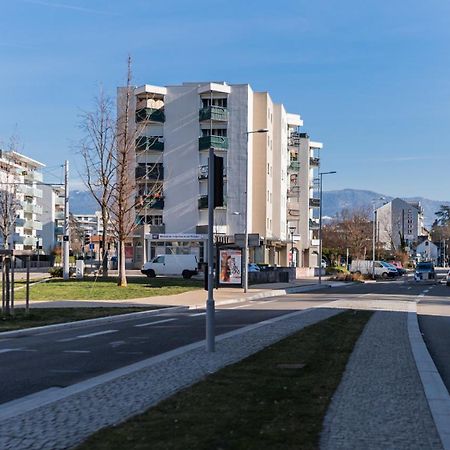 Lac-Montagne-Leman-Geneva, Garage, Tram อานมาส ภายนอก รูปภาพ